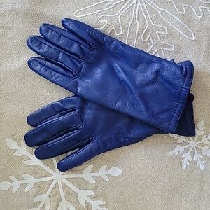 Blue thinsulate driving gloves